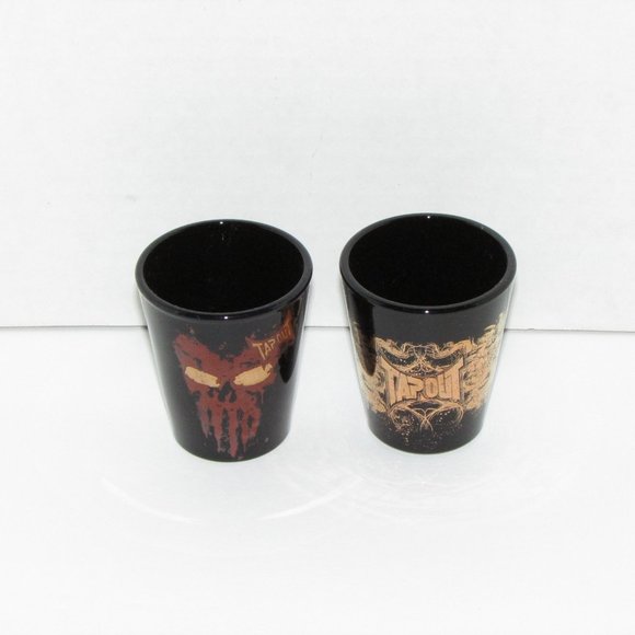 2 UFC Tap Out Shot Glasses Black Glass Red & Gold Skull Graphics Collectible - Picture 3 of 9